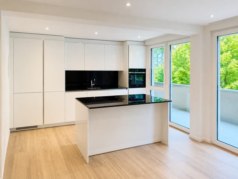 Luxuriöse 3.5-Zimmer-Wohnung für Familien in Toplage mit Ausblick, bis 2 Monate gratis (3)