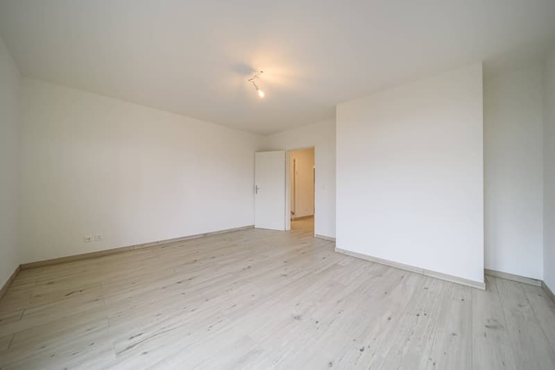 Exklusive Penthouse-Wohnung mit Garten – Modernes Wohnen in bester Lage (16)