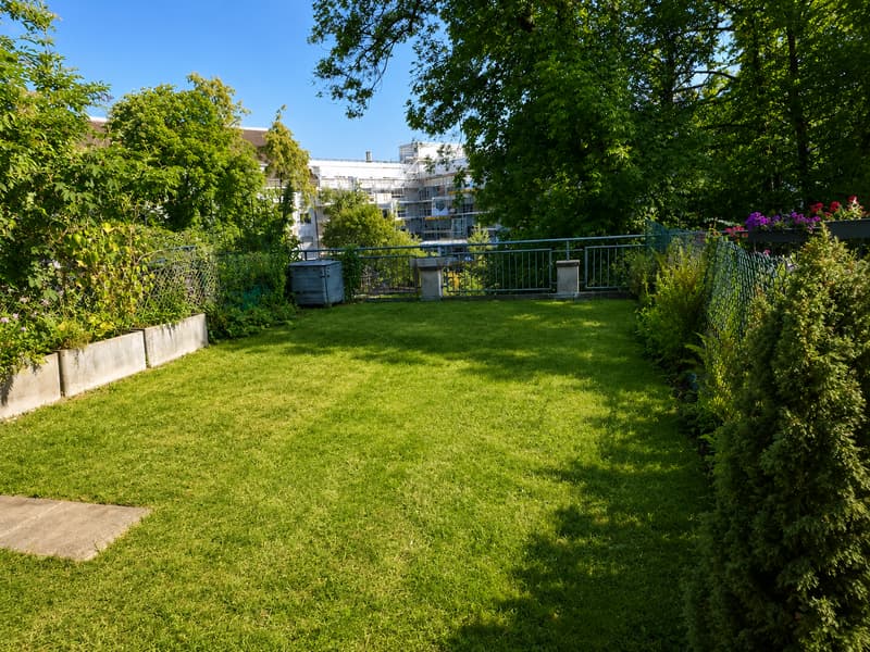 Renovierte 3.5-Zimmer-Wohnung in Basel mit Privatgarten (2)