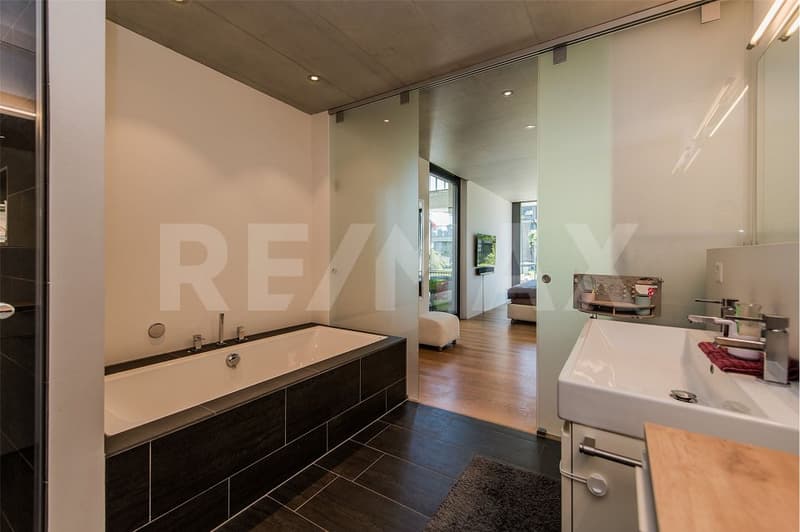 BRIGHT AND AIRY 4 ½-ROOM MINERGIE GARDEN APARTMENT (8)