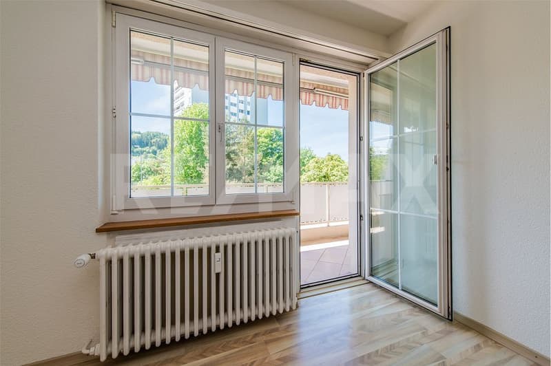 AN RUHIGER LAGE: 3-ZIMMER-WOHNUNG MIT SONNIGEM BALKON (3)