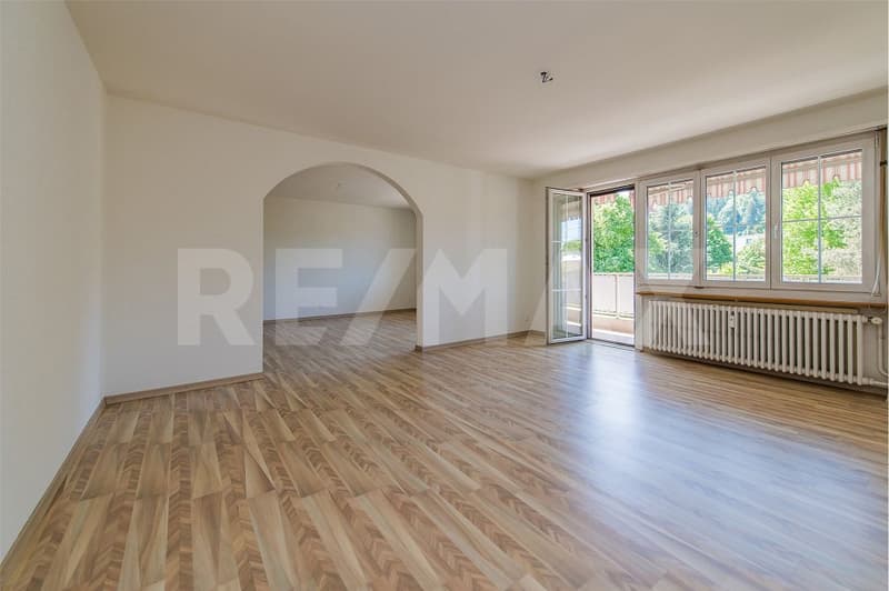 AN RUHIGER LAGE: 3-ZIMMER-WOHNUNG MIT SONNIGEM BALKON (5)