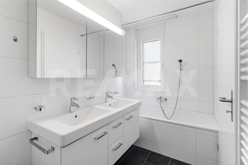 Appartement maisonnette 6 ½ pièces avec vue sur les montagnes - vie familiale près du lac de Türlersee (8)