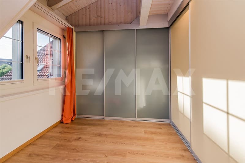 5 ½ ZIMMER ATTIKA-MAISONETTE-WOHNUNG MIT TERRASSE (6)