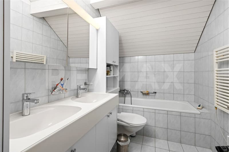 Grosszügige 4½-Zimmer Dachwohnung Licht, Weitsicht und Stil (3)