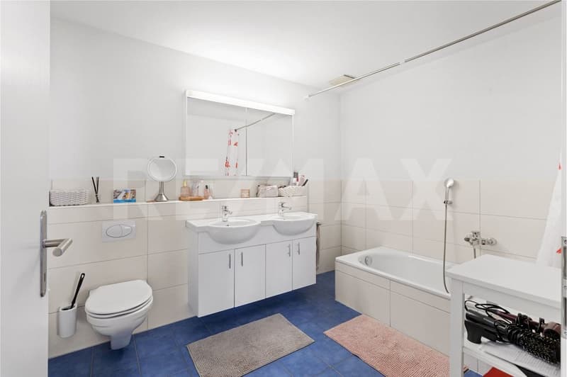 Grosszügige 3½ 4½-Zimmer Wohnung im Erdgeschoss mit Ausbaupotenzial (4)