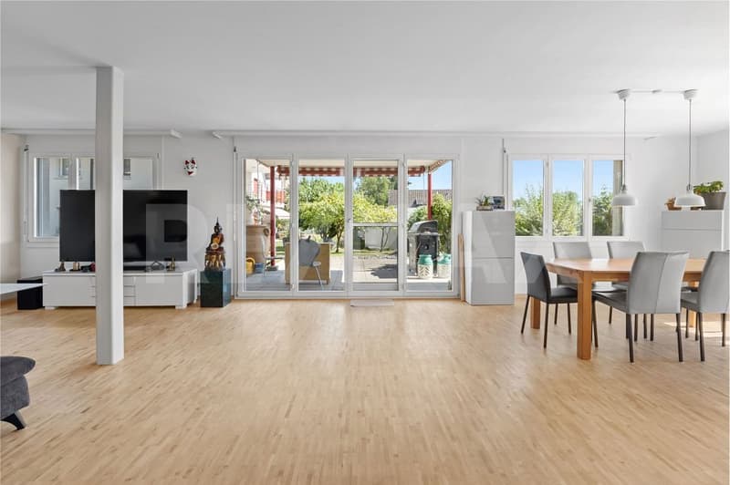 Grosszügige 3½ 4½-Zimmer Wohnung im Erdgeschoss mit Ausbaupotenzial (10)
