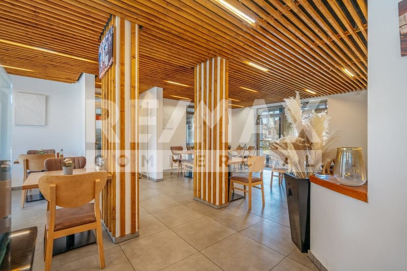Restaurant Oase mit Aussensitzplätzen direkt am Bach (7)