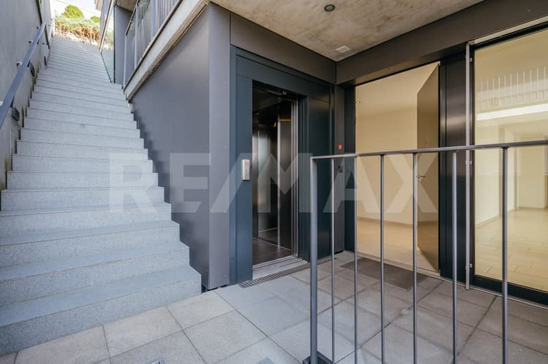 Moderne Terrassenwohnung mit Sicht über Affoltern am Albis (2)
