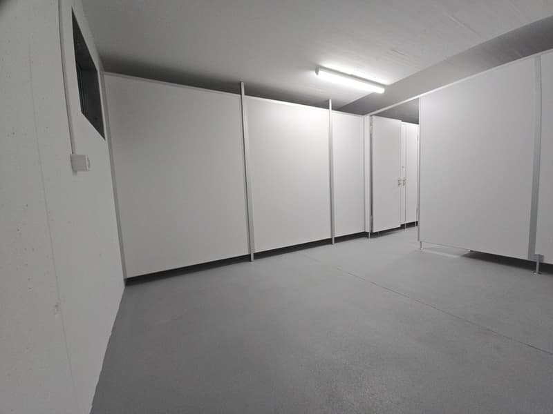 Locale di stoccaggio 2.9m2 & 11m2 - accesso a livello del suolo (7)