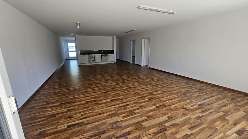 Helles 3.5-Zimmer-Büro im 1. OG in Zuzwil – sofort verfügbar (4)
