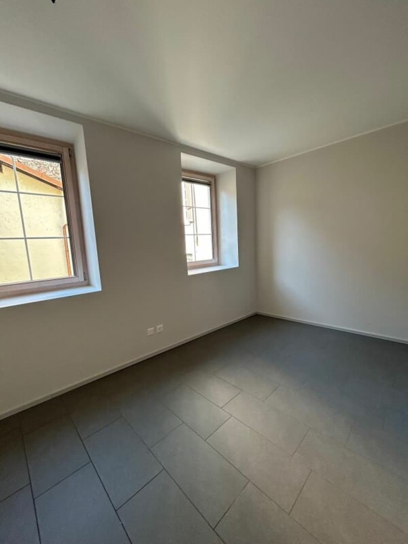 Wohnung nach Renovierung im Zentrum von Rovio (Val Mara) (4)