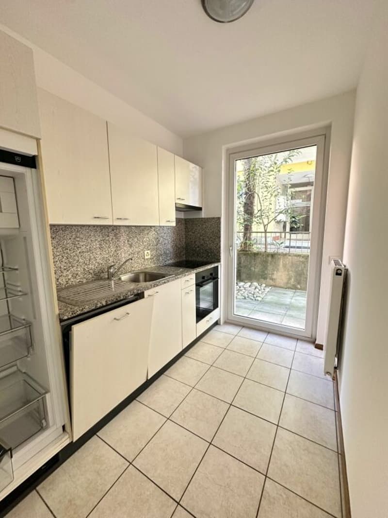 Wohnung mit 3 Zimmern und Gartchen (1)