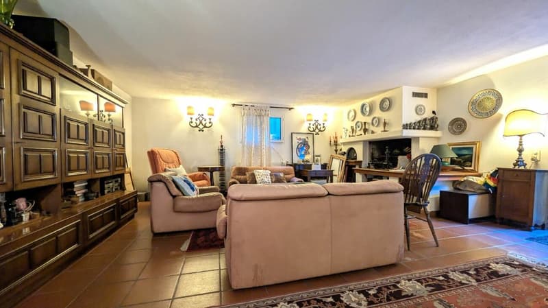 Bifamilienhaus mit 800 m² Garten (10)