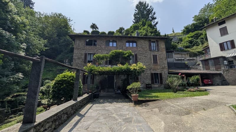 Historisches Wohnhaus im Grünen - Eine Charmeoase zwei Schritte von den Dienstleistungen entfernt (1)