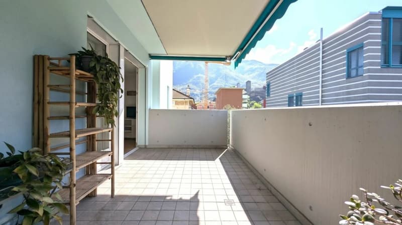Städtische Eleganz mit Burgblick (4)