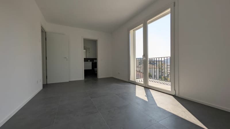 Spacious, modern design and new! (8)