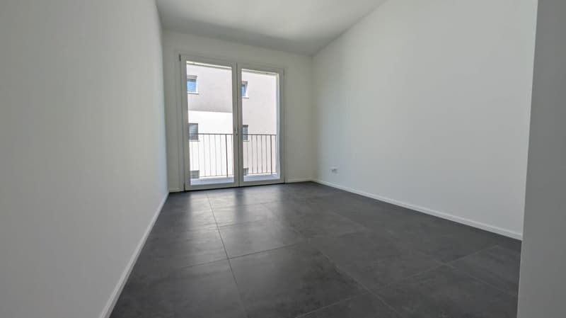 Spacious, modern design and new! (12)