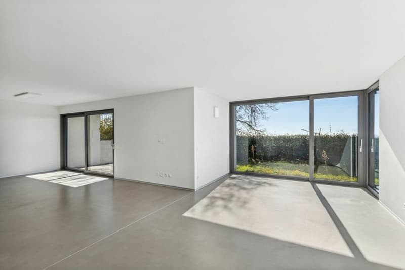 Moderne Villa mit zwei Gärten und Panoramablick (4)