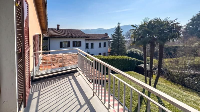 Casa di charme con camino, terrazzo e locale hobby insonorizzato (11)
