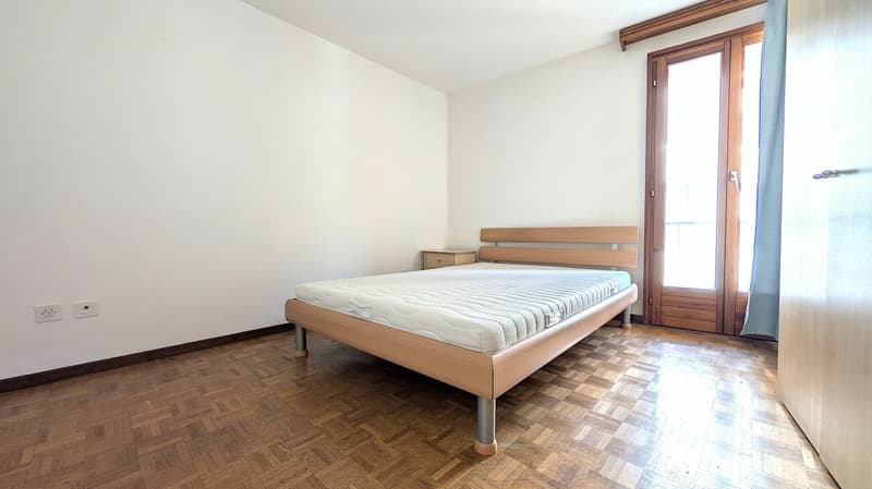 Atmosfera unica con camino e layout personalizzabile (5)