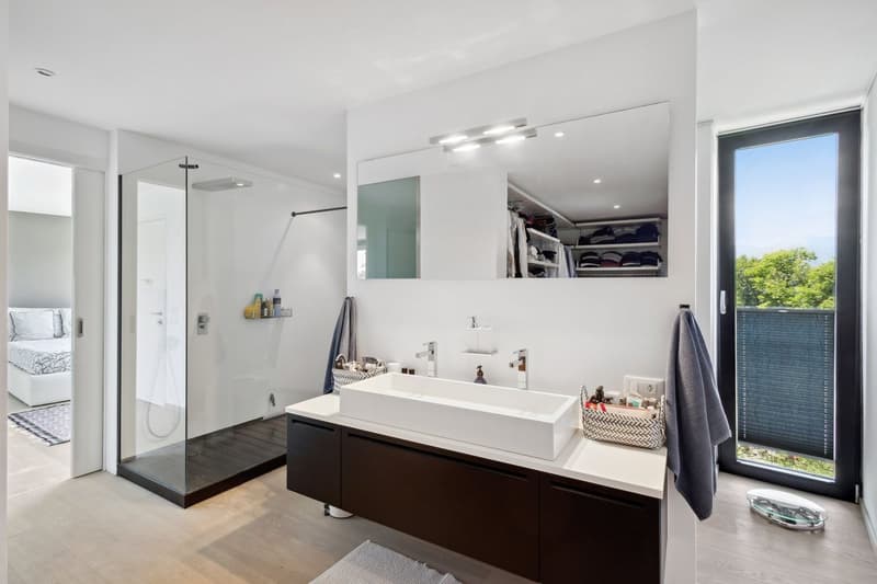 Design & Komfort mit Swimmingpool in Cureggia (7)