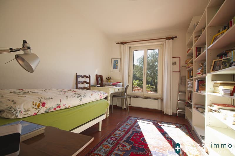 Vezia, Confortevole Villa Bifamiliare con Giardino (6)