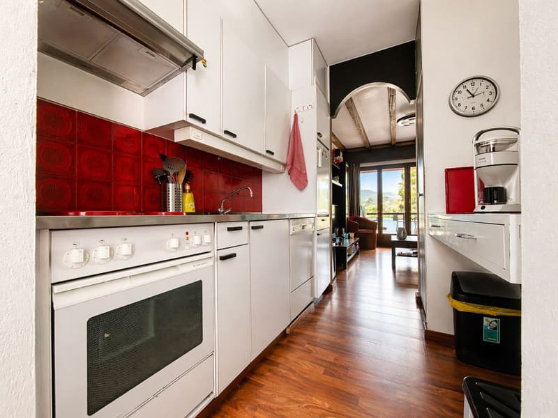Montagnola - Charming Duplex 2.5 rooms - with private deck and parking space in the garage (4)