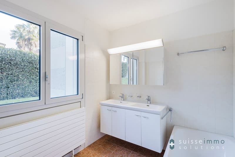 Massagno_ À louer Spacieux et Lumineux 4.5 pièces avec Jardin (6)