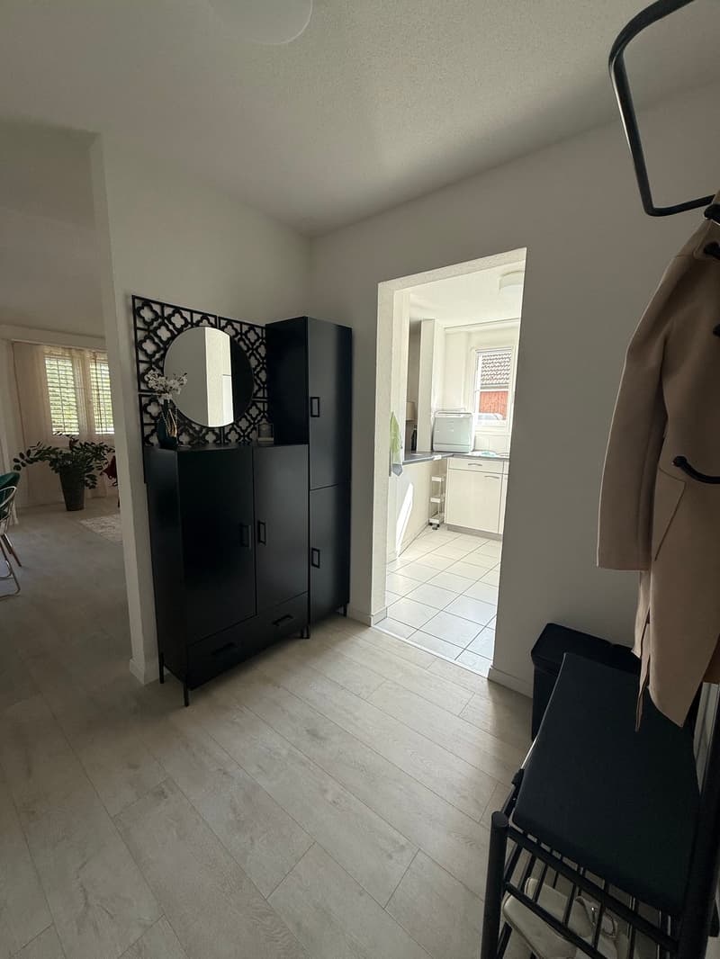 Central, bright & cozy: 2.5-room apartment in Niederwil (6)