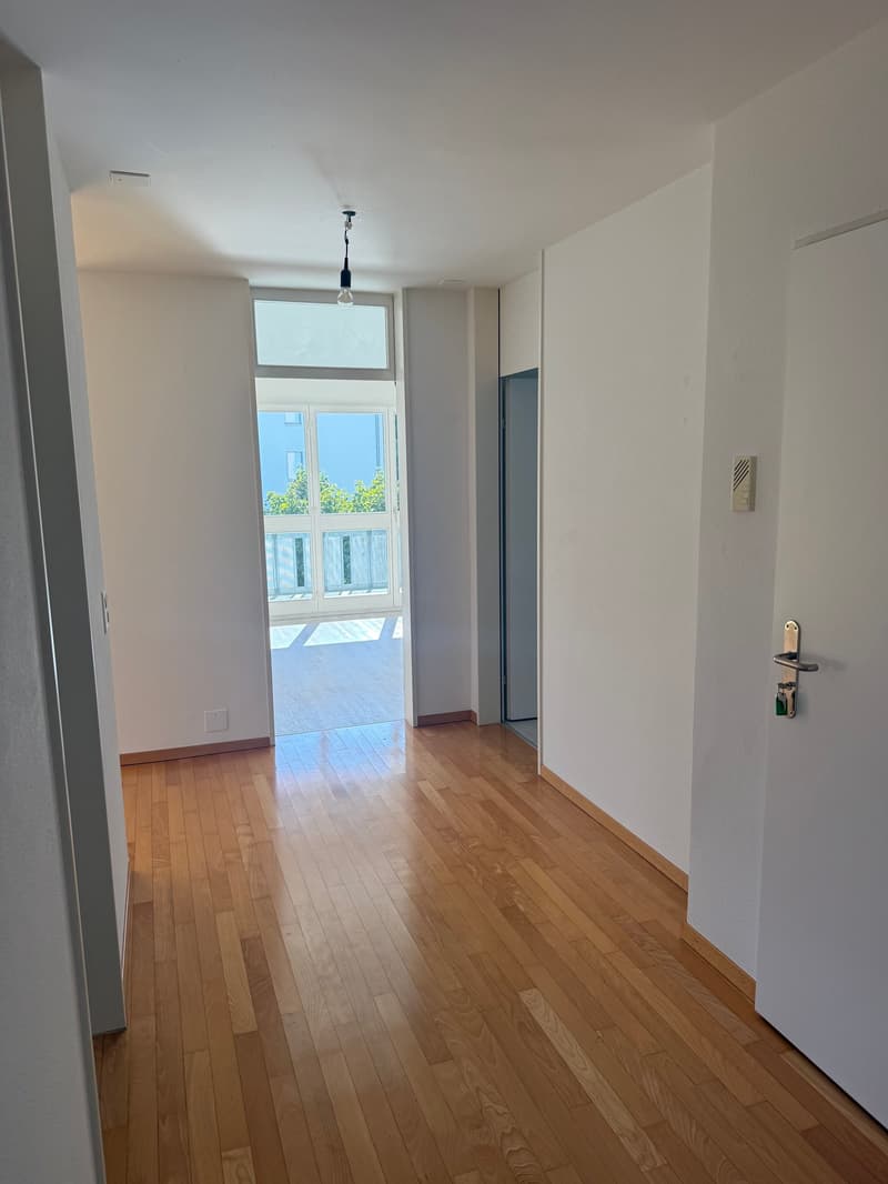 1 Mietzins geschenkt / helle gemütliche Wohnung in Bremgarten (3)