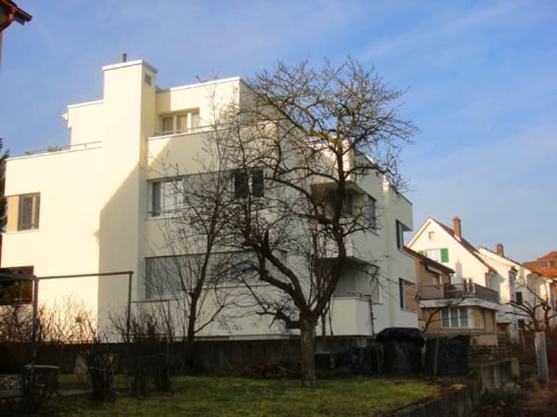 Schöne 3.5 Zimmerwohnung an ruhiger Lage mit 2 Balkon (2)