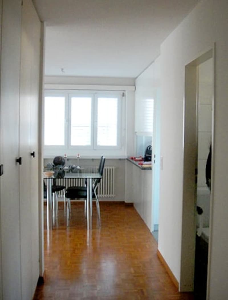 Schöne 3.5 Zimmerwohnung an ruhiger Lage mit 2 Balkon (6)
