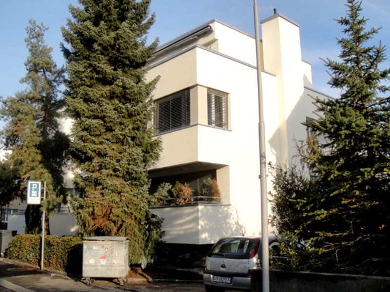 Schöne 3.5 Zimmerwohnung an ruhiger Lage mit 2 Balkon (3)