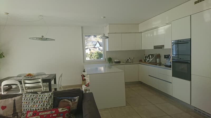Sofort verfügbar: Moderne und komfortable 4.5-Zimmer-Dachwohnung (2)