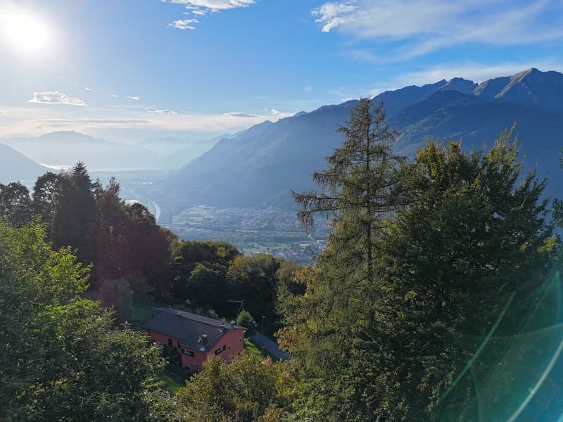Rustico immerso nel verde con vista panoramica, a pochi minuti da Bellinzona (8)