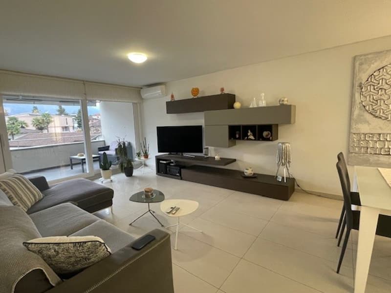 Moderno appartamento 3.5 locali con terrazzo a Monte Carasso. (2)