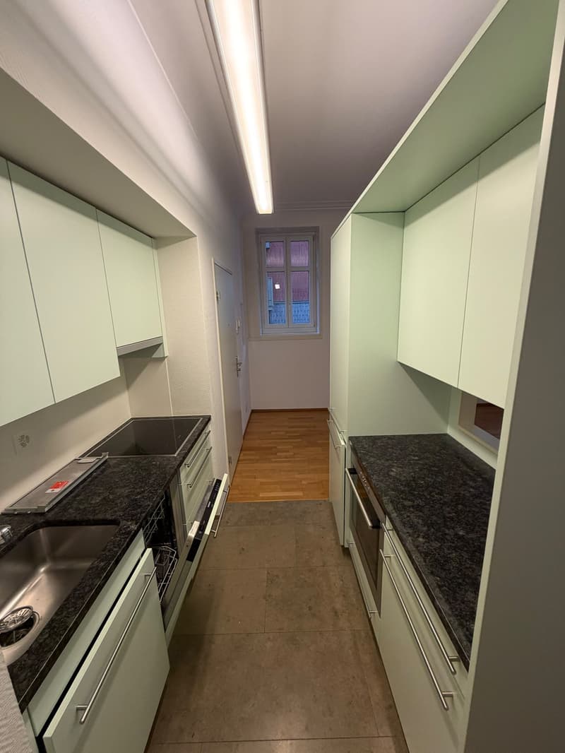 Wunderschöne 2 Zimmerwohnung an top Lage zu vermieten! (5)