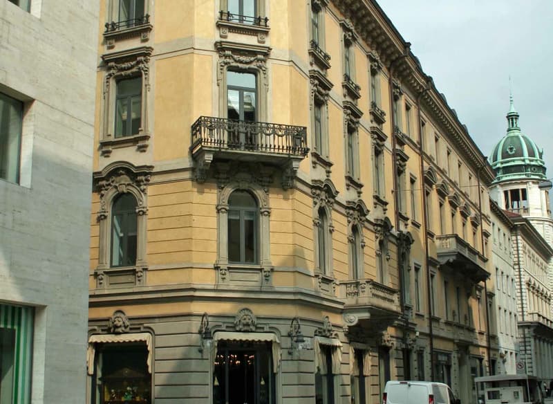 Spazioso Ufficio di Pregio in centro di Lugano (1)