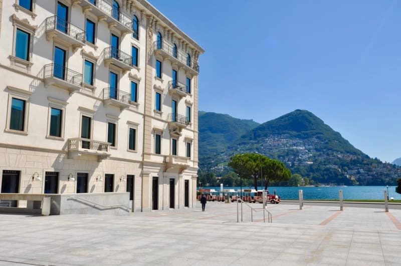 Grand Palace - Appartamento di Lusso sul Lungolago di Lugano (1)
