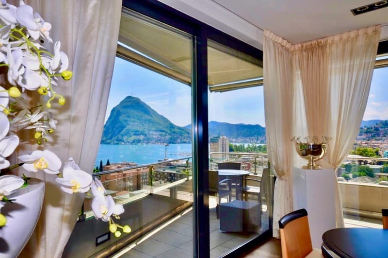 Magnifico Attico di Lusso con Terrazza-Tetto e Vista Lago di Lugano (12)