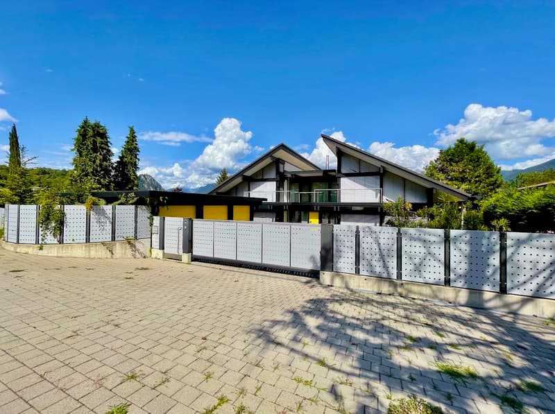 Moderna Villa HUF HAUS con con Vista Panoramica sul Lago di Lugano (3)