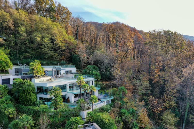 Moderna Villa di Lusso con Vista Lago di Lugano e Darsena Privata (2)