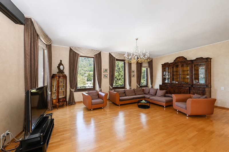 Elegante Attico Direttamente sulle Rive del Lago di Lugano (7)