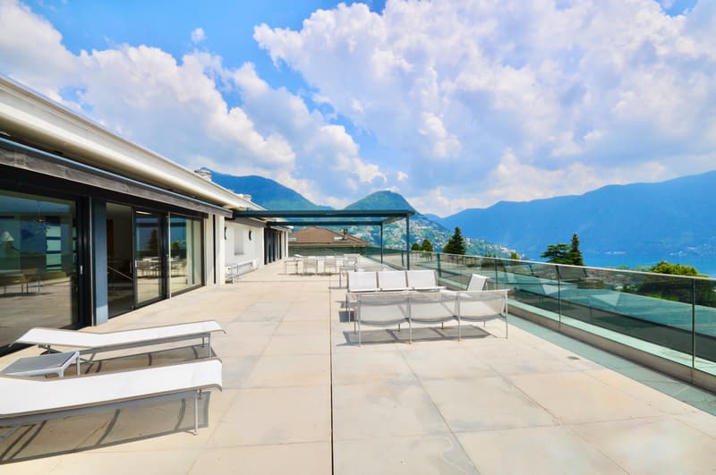 Prestigioso Attico con Terrazza e Splendida Vista sul Lago di Lugano (2)