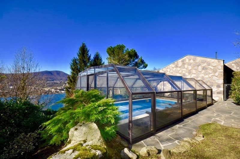 Villa tradizionale con vista lago di Lugano in vendita a Montagnola (1)