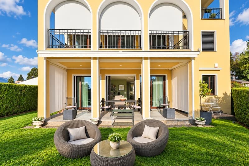 Elegante Appartamento con Giardino Privato in vendita a Montagnola (4)