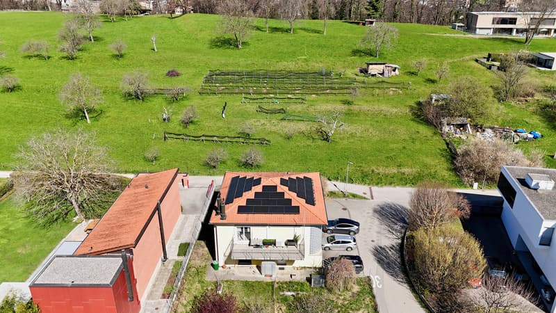 Luminoso Appartamento con Giardino Privato in Casa Bifamiliare (4)