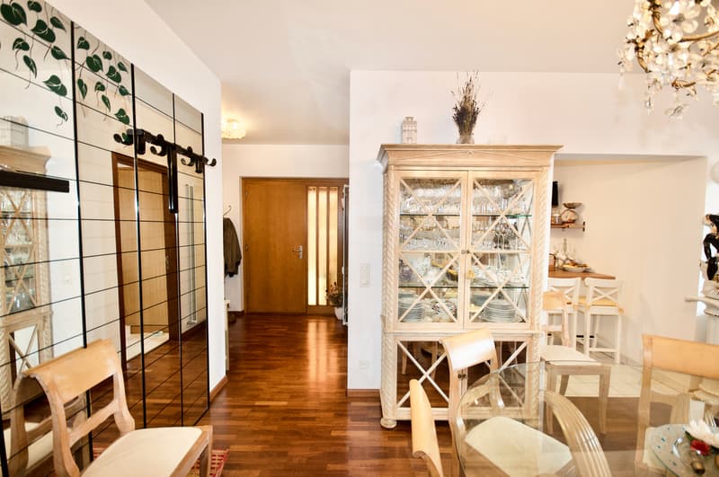 Casa di Vacanza - Appartamento con Vista Mozzafiato sul Lago di Lugano (10)