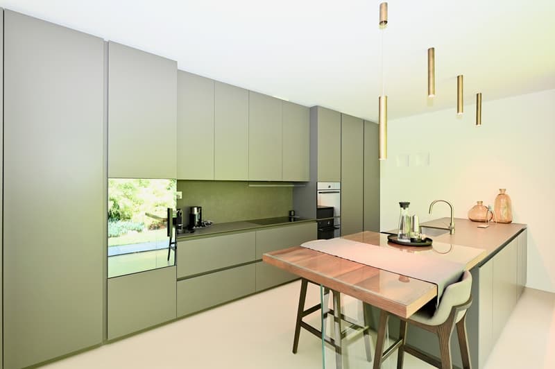 Villa Moderna di Lusso  - Pace, Privacy ed Eleganza Contemporanea (9)